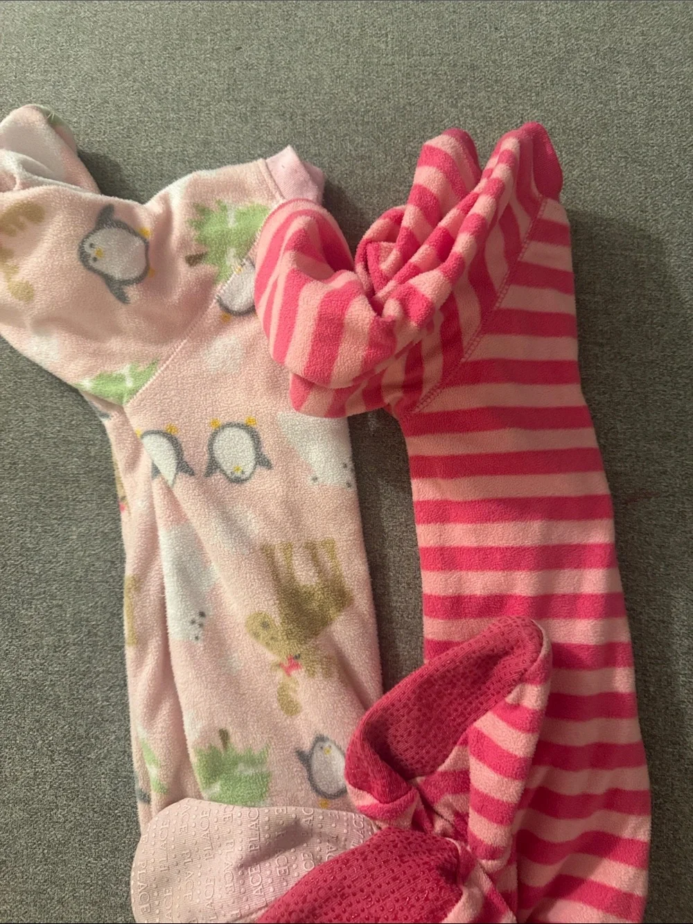 5/$15- Pajama bundle size 24 months